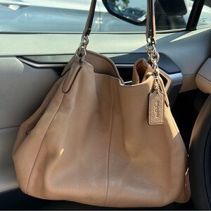 Coach VTG Phoebe Bag